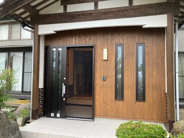 玄関リノベーションで収納スペースプラス